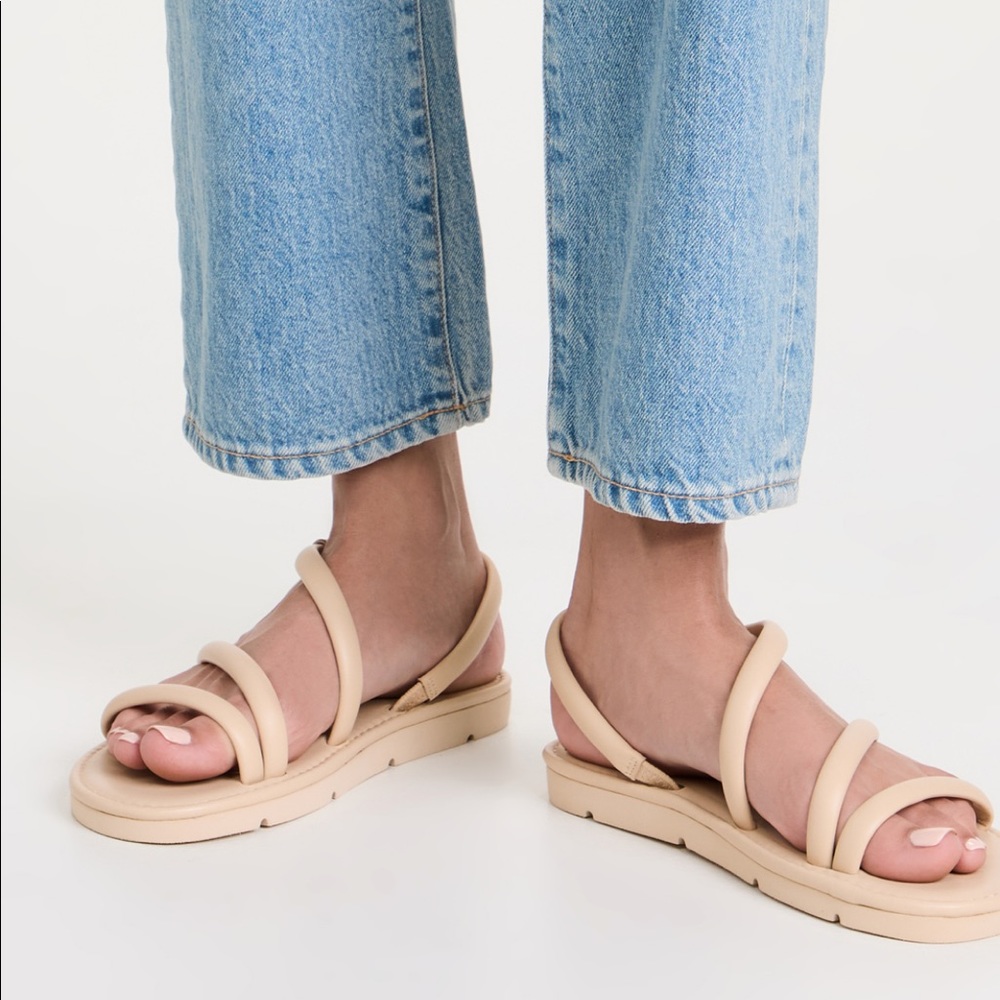 Vince Ondrea Sandals